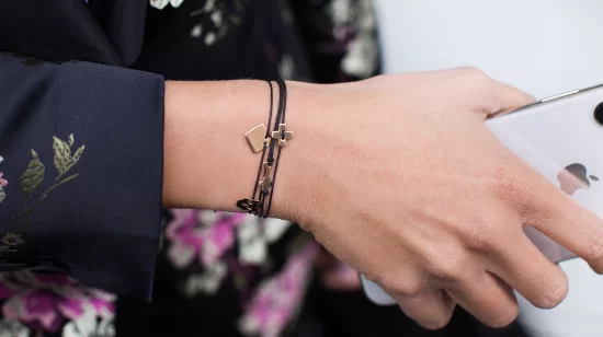 GRAV X GLAMOUR MAGAZIN