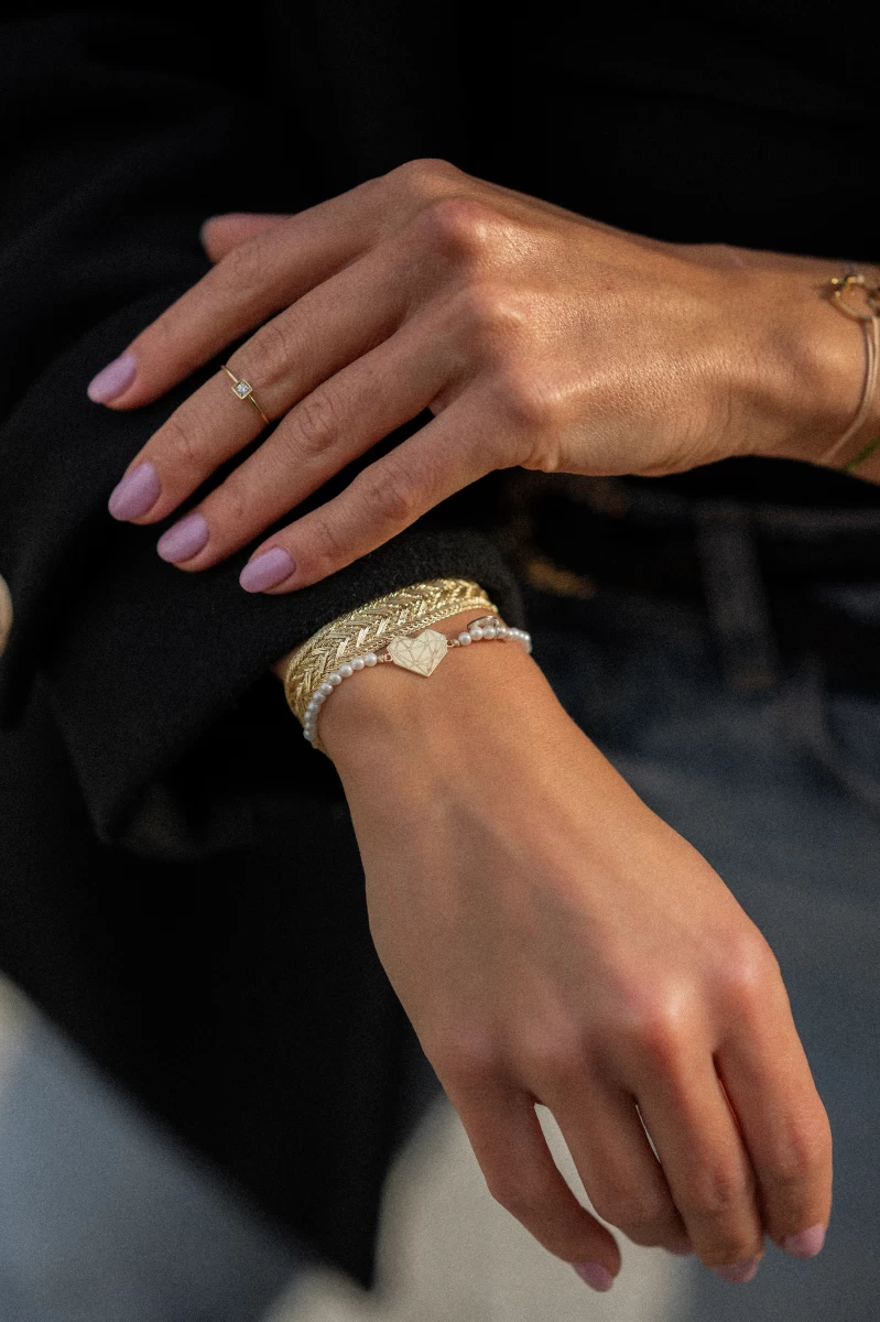 1 Cirkónia Féldrágaköves Vörös Arany Gyűrű