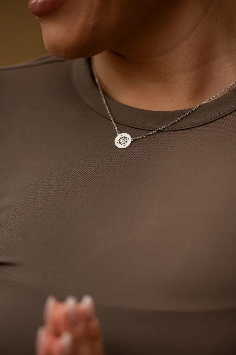 Gyökér Csakra Vörös Arany 14K Nyaklánc